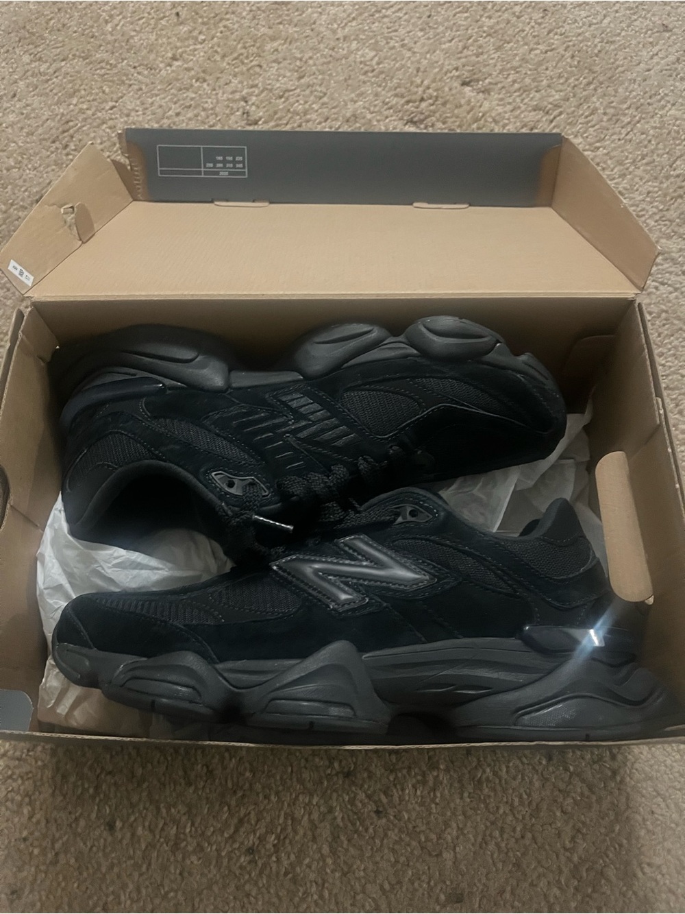 New Balance Men's All-Black Chunky Dad Sneakers 9.5!!!